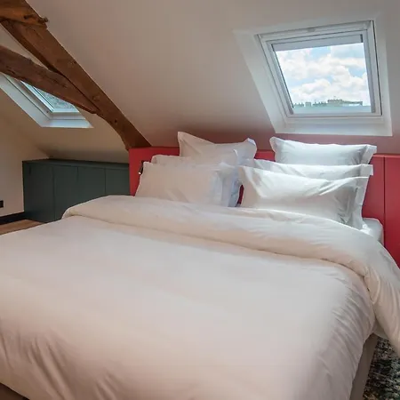 Luxury Two-bedroom アパート