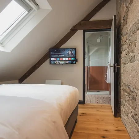 Luxury Two-bedroom ディナン
